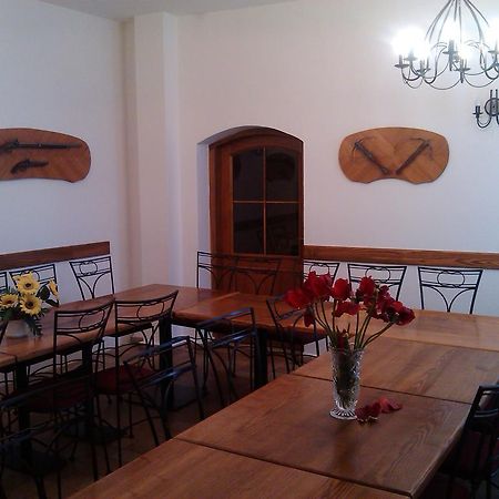 Penzion S Restauraci "U Mlyna Com" Litovel Exterior foto